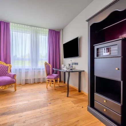 Image 3 - Loftstyle Hotel, Mühleweg 7, 72800 Eningen unter Achalm, Germany - Apartment for rent