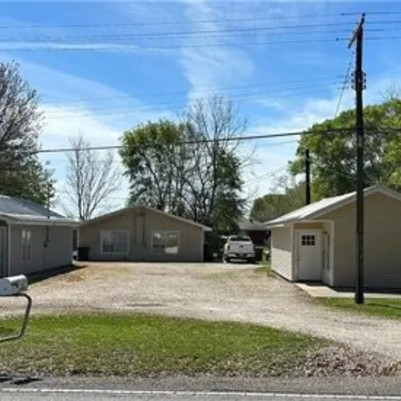 Buy this studio house on 707 East Russell Street in Welsh, LA 70591
