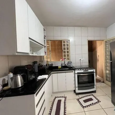 Image 1 - Rua Pedro Bertolucci, Pacaembu, Londrina - PR, 89086-000, Brazil - House for sale