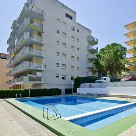 Image 6 - Carrer de Penedes, 43840 Salou, Spain - Apartment for rent