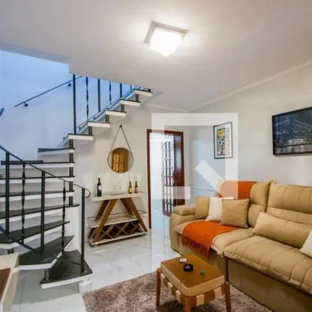 Buy this 2 bed house on Rua Melvin Jones in Jardim Bela Vista, Santo André - SP