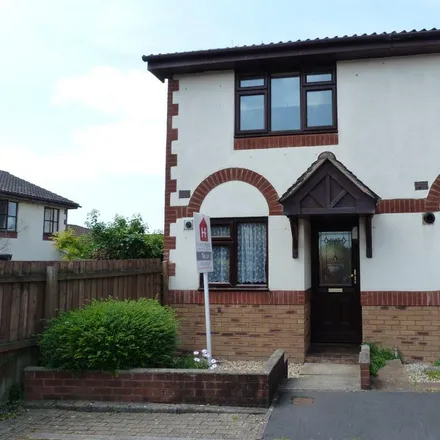 Rent this 2 bed townhouse on Colebrooke Lane in Cullompton, EX15 1EB