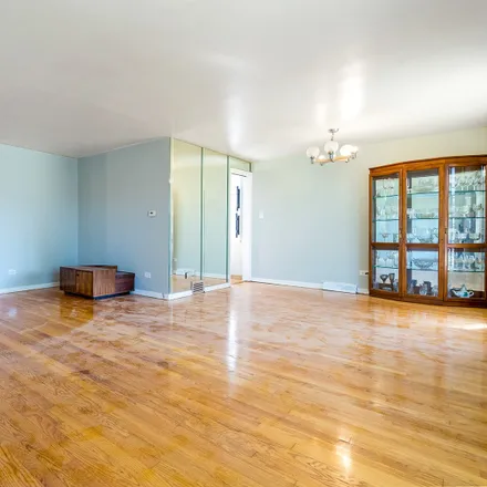 Image 2 - 8001 South Wentworth Avenue, Chicago, IL 60620, USA - House for sale