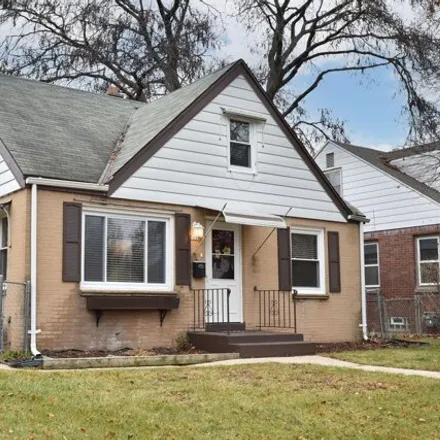 Buy this 4 bed house on 5119 North 64th Street in Milwaukee, WI 53218