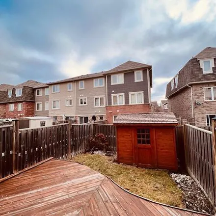 Image 4 - 5 Bevington Road, Brampton, ON L7A 0P7, Canada - Townhouse for rent