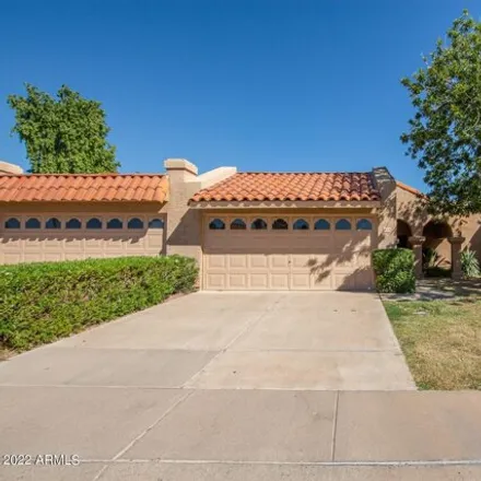 Rent this 2 bed townhouse on 14375 North 91st Place in Scottsdale, AZ 85260