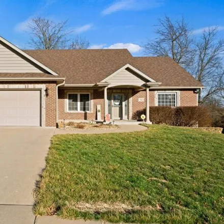 Buy this 4 bed house on 596 Middleton Drive in Ashland, Boone County