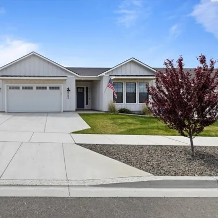 Buy this 3 bed house on Barbera Street in Richland, WA