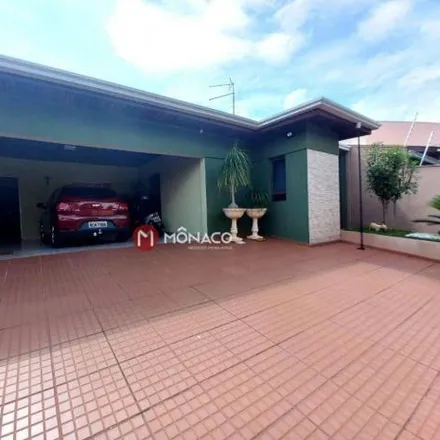Buy this 3 bed house on Rua Lázaro Zamenhof in Aeroporto, Londrina - PR