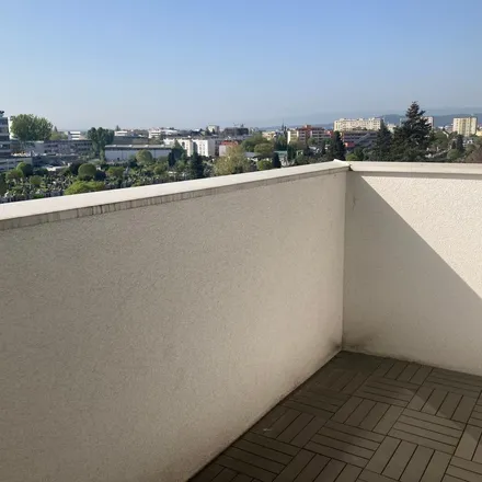 Rent this 1 bed apartment on Plüddemanngasse 52 in 8010 Graz, Austria