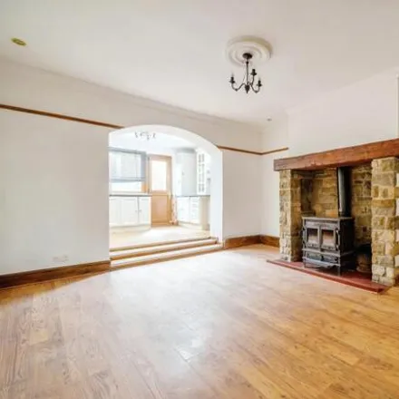 Image 4 - Daisy Bank Crescent, Worsthorne, BB10 4RA, United Kingdom - Townhouse for sale
