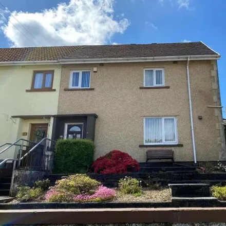 Buy this 3 bed duplex on Pine Grove in Neath, SA11 3RG