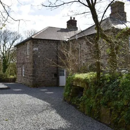 Rent this 2 bed townhouse on unnamed road in Lamorna, TR19 6BG