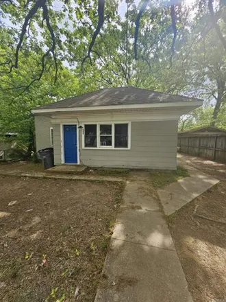 Rent this 3 bed house on 253 Pinewood Street in Hot Springs, AR 71913