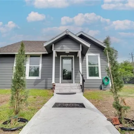 Buy this 3 bed house on 2301 Kentucky Street in Baytown, TX 77520