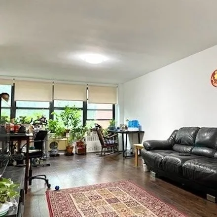 Image 6 - 42-01 Bell Boulevard, New York, NY 11361, USA - Condo for sale