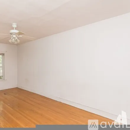 Image 7 - 5137 N Wolcott Ave, Unit 5135-2 - Apartment for rent