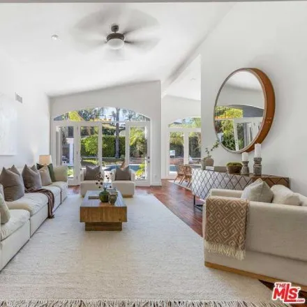 Image 7 - 10869 Alta View Drive, Los Angeles, CA 91604, USA - House for sale