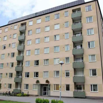 Rent this 3 bed apartment on Prästbolsgatan 15 in 587 36 Linköping, Sweden