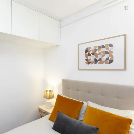 Image 2 - Carrer de Loreto, 42, 08001 Barcelona, Spain - Apartment for rent