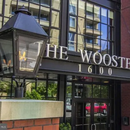 Image 2 - The Wooster, 1600 Clarendon Boulevard, Arlington, VA 22209, USA - Condo for rent