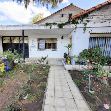 Buy this 3 bed house on Hilarión de la Quintana in Distrito Sur, Rosario