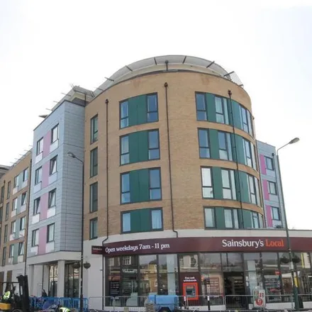 Rent this 2 bed apartment on Window to the Womb in London Road, London