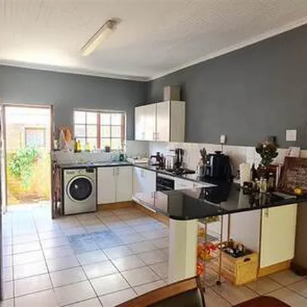 Image 5 - Mopani Place, Blue Bend, East London, 5241, South Africa - Apartment for rent