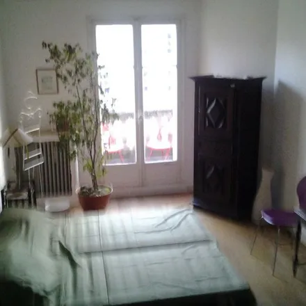 Rent this 5 bed apartment on Tours Gamma in Quai de la Rapée, 75012 Paris