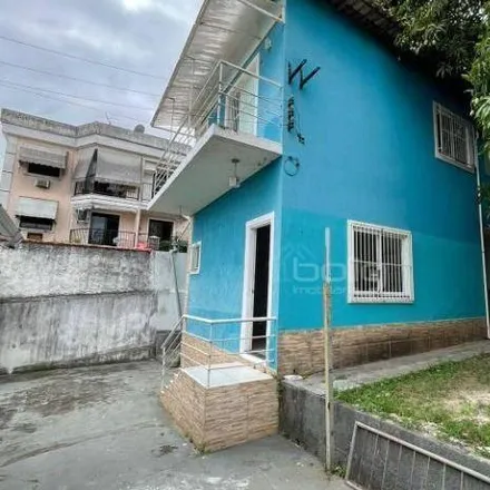 Buy this 2 bed house on Rua Eduardo Brasão in Vila Três, Região Geográfica Intermediária do Rio de Janeiro - RJ