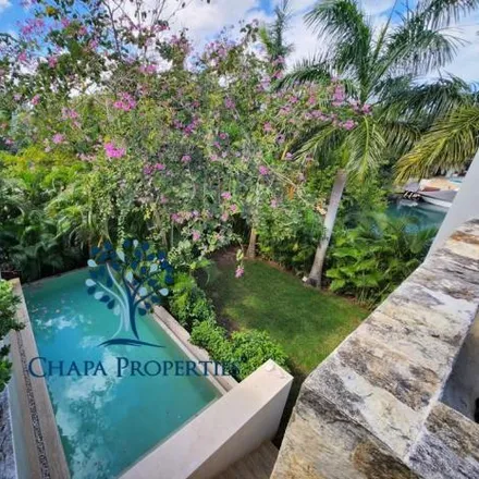 Buy this 4 bed house on Green Motion Car Rental in MEX 180, 77514 Cancún