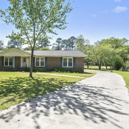 Buy this 4 bed house on 399 Willowbrook Court in River Bend, Craven County