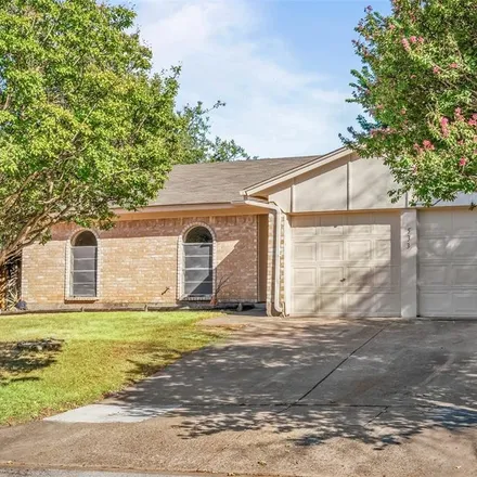 Buy this 3 bed house on 533 Annapolis Drive in Fort Worth, TX 76108