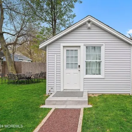 Rent this studio house on 36 Leonard Avenue in Atlantic Highlands, Monmouth County