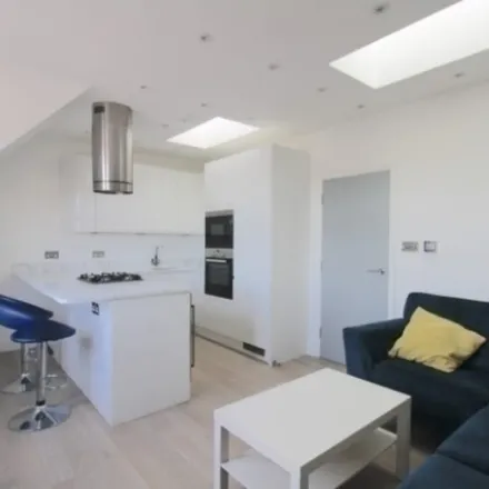 Rent this 1 bed apartment on 26 Tooting High Street in London, SW17 0RG