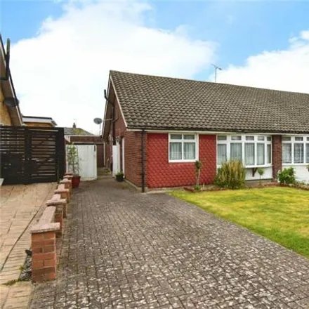 Buy this 2 bed house on 11 Chaplin Close in Galleywood, CM2 8QW