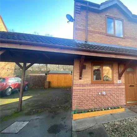 Buy this 2 bed duplex on Speke Drive in Daventry, NN11 0TZ