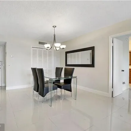 Image 4 - South Ocean Boulevard, Lauderdale-by-the-Sea, Broward County, FL 33062, USA - Condo for sale