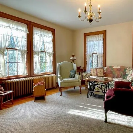 Image 5 - Cosmic Charlie, City of Port Jervis, NY 18336, USA - House for sale