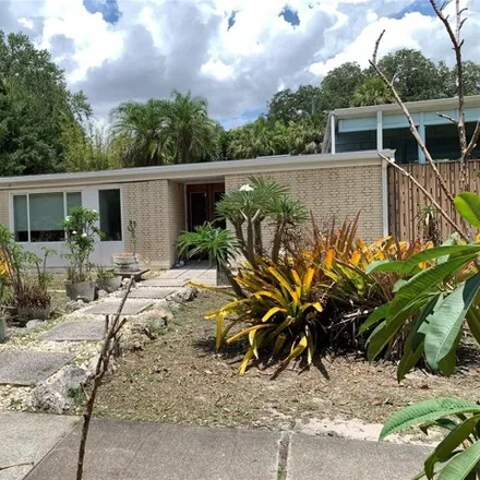 Buy this 2 bed house on 3309 West Corona Street in Tampa, FL 33629