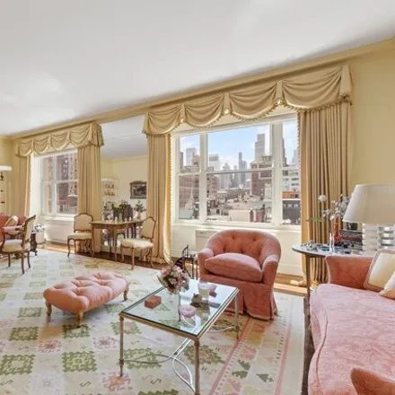 Image 2 - 19 East 72nd Street, New York, NY 10021, USA - Townhouse for sale