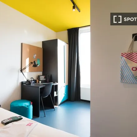 Rent this 4 bed room on Spazio Baluardo in Via Felice Orsini, 20157 Milan MI
