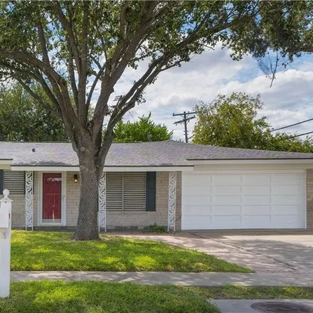 Rent this 3 bed house on 100 Jewitt Drive in Robstown, TX 78380