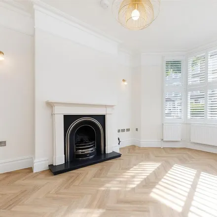 Image 5 - 9 Linscott Road, Lower Clapton, London, E5 0RD, United Kingdom - House for rent