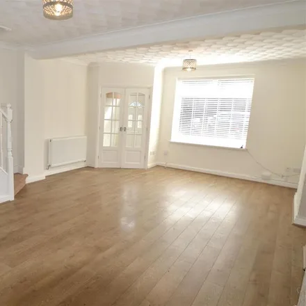 Image 2 - Railway Terrace, Talbot Green, CF72 8HP, United Kingdom - House for rent