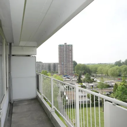 Image 8 - Joliotflat, Joliotplaats, 3069 TN Rotterdam, Netherlands - Apartment for rent