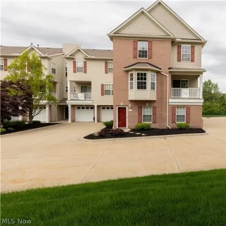 Buy this 2 bed townhouse on 472 Tollis Parkway in Broadview Heights, OH 44147