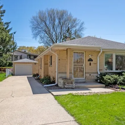 Buy this 3 bed house on 9637 West Palmetto Avenue in Wauwatosa, WI 53222