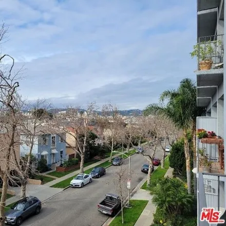 Image 2 - 476 South Maple Drive, Beverly Hills, CA 90212, USA - Condo for rent