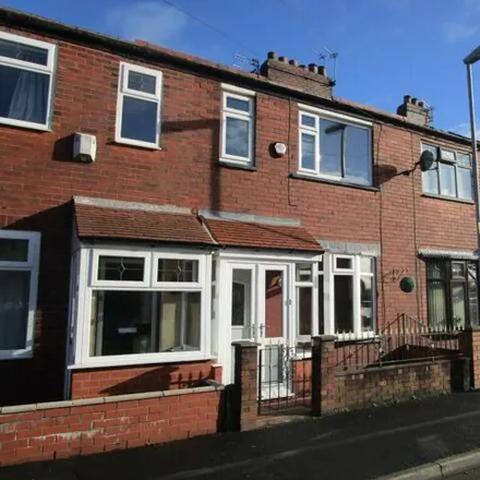 Rent this 3 bed townhouse on Miriam Street in Failsworth, M35 0LA